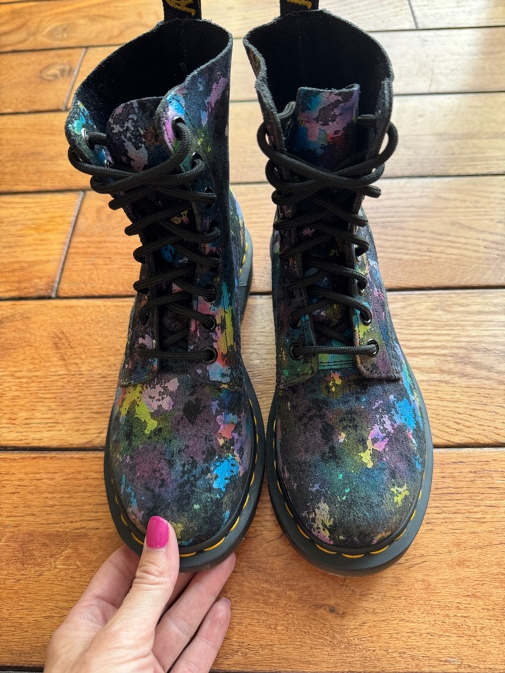 Dr Martens 1460 Pascal Lace Up Boot Black Rainbow Splatter Confetti Women’s Sz 6 - Picture 3 of 10